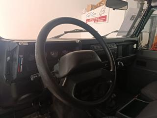 LAND ROVER Defender usata 48