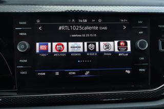 VOLKSWAGEN Taigo usata, con Spoiler