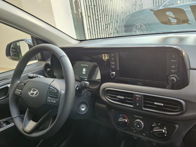 HYUNDAI i10 usata, con Controllo automatico clima