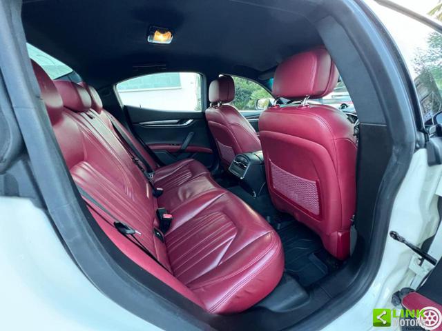 MASERATI Ghibli usata, con Sedile posteriore sdoppiato