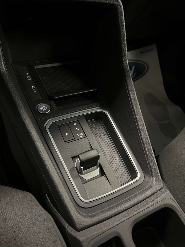 FORD Tourneo Connect usata, con Vetri oscurati