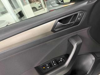 VOLKSWAGEN T-Roc usata 20