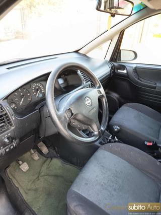 OPEL Zafira usata 15