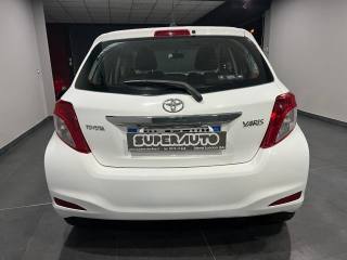 TOYOTA Yaris usata, con Airbag Passeggero