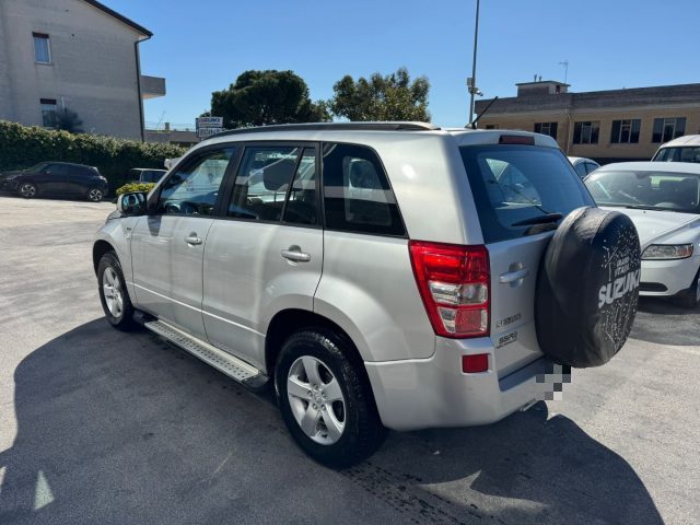 SUZUKI Grand Vitara usata, con Autoradio