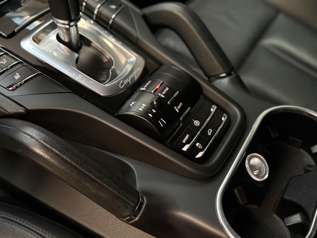 PORSCHE Cayenne usata, con Lettore CD