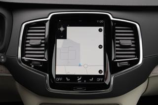 VOLVO XC90 usata, con Sensori di parcheggio anteriori