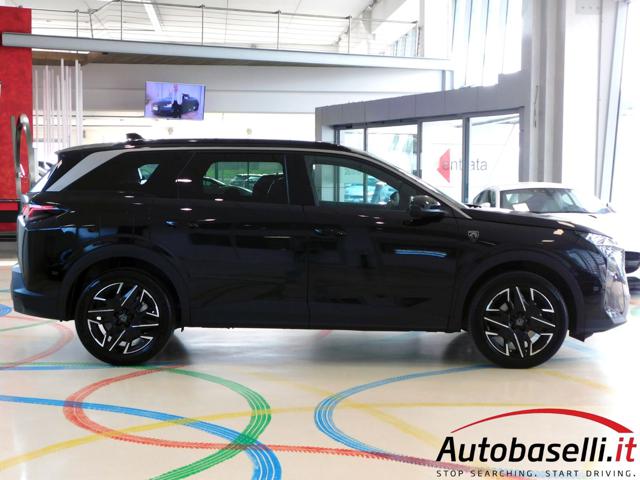 PEUGEOT 5008 usata, con Luci diurne LED