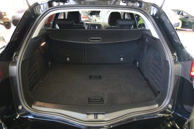 RENAULT Megane usata, con Fari LED