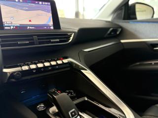 PEUGEOT 3008 usata, con Bracciolo