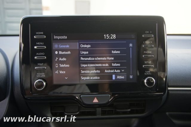 TOYOTA Yaris usata, con Sensore di luce
