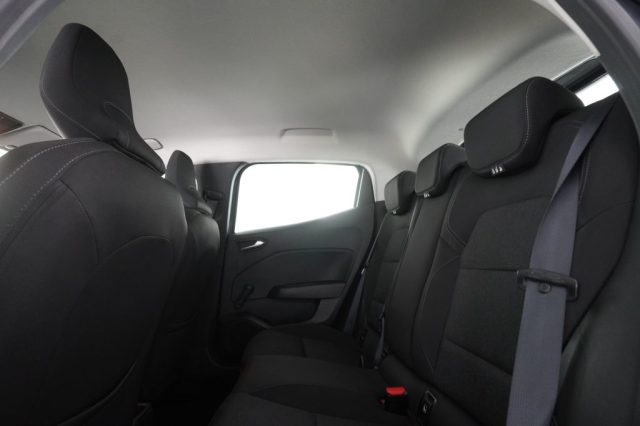 RENAULT Clio usata 9