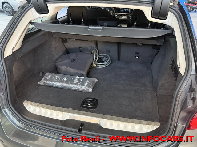 BMW 330 usata, con Controllo vocale