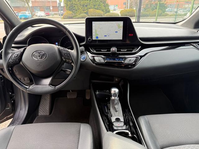 TOYOTA C-HR usata, con Vivavoce