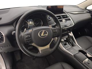 LEXUS NX 300h usata, con Climatizzatore