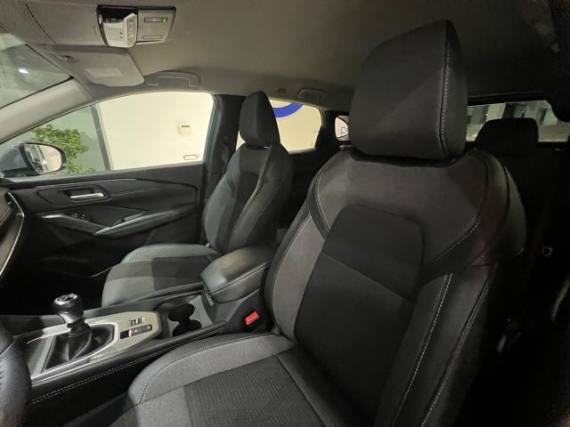 NISSAN Qashqai usata, con Fari LED