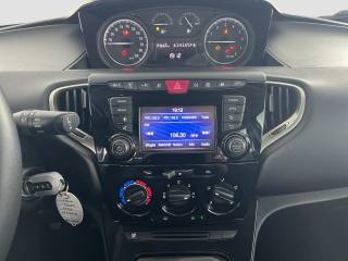 LANCIA Ypsilon usata 14