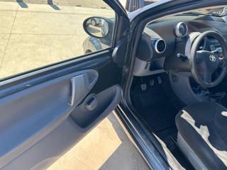 TOYOTA Aygo usata, con Bluetooth
