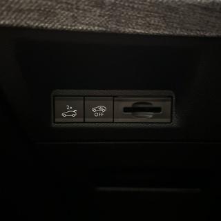 PEUGEOT 3008 usata, con Controllo elettronico della corsia
