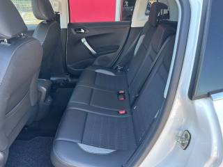 PEUGEOT 2008 usata, con Autoradio
