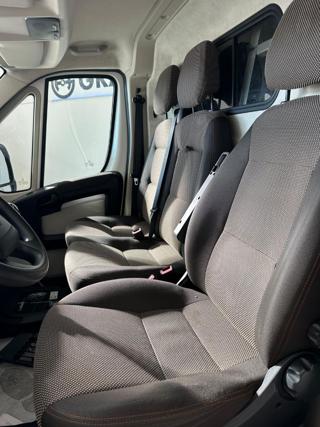 PEUGEOT Boxer usata, con Servosterzo