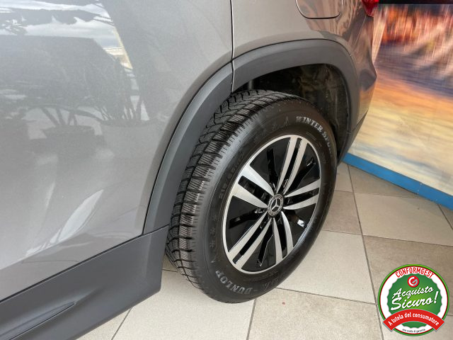 MERCEDES-BENZ GLB 180 usata, con Sistema di navigazione