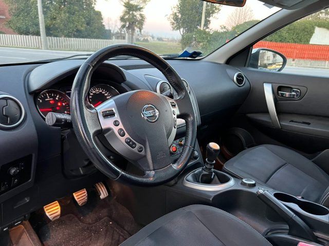 NISSAN Qashqai usata, con Boardcomputer