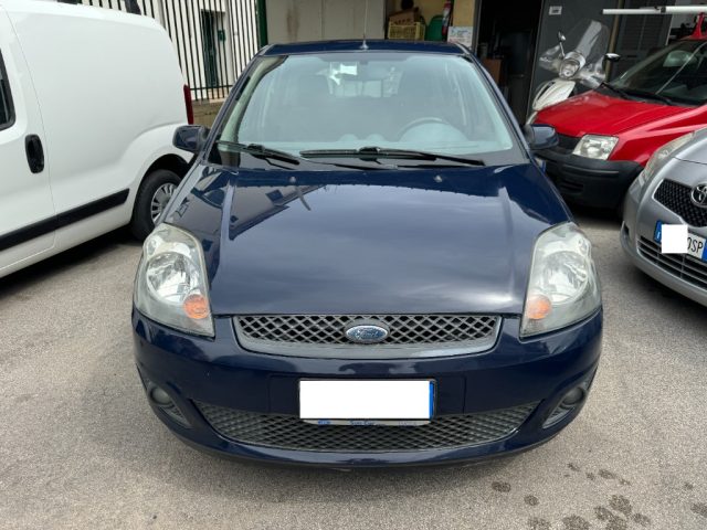 FORD Fiesta usata, con ABS
