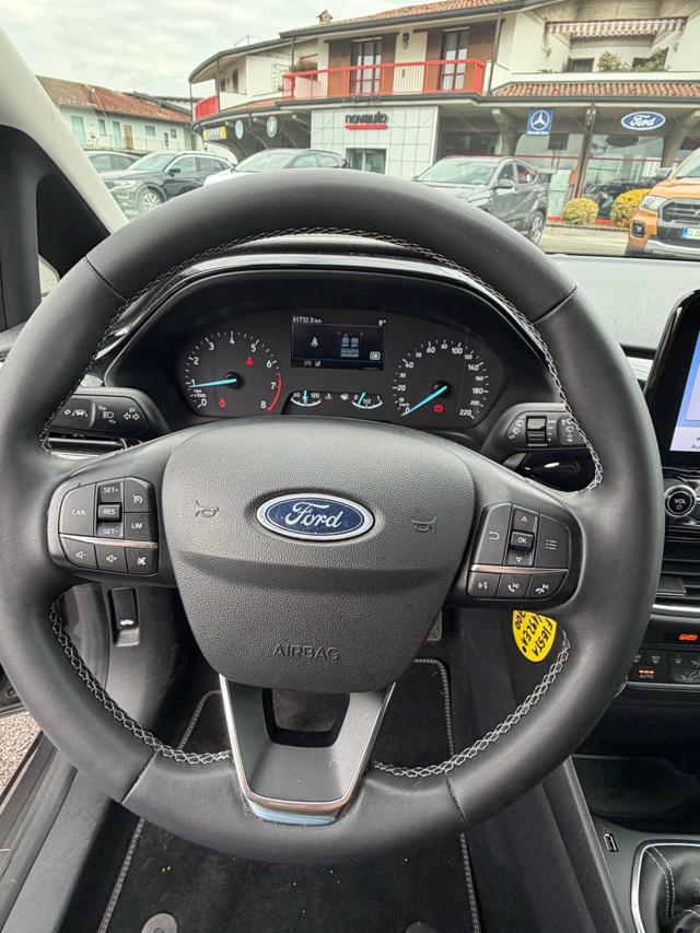 FORD Fiesta usata, con Bluetooth