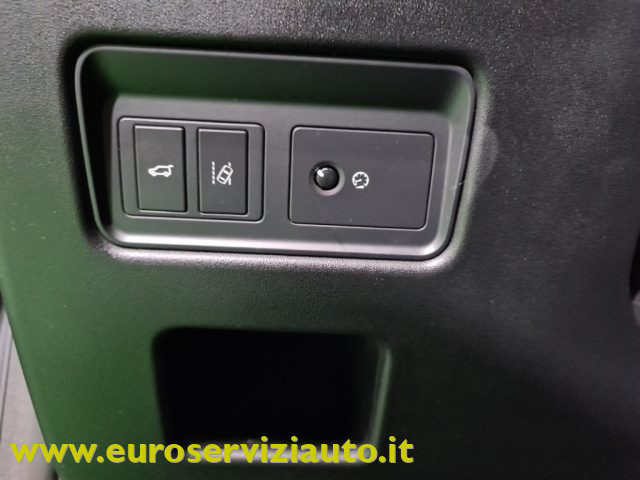 LAND ROVER Discovery usata, con Servosterzo