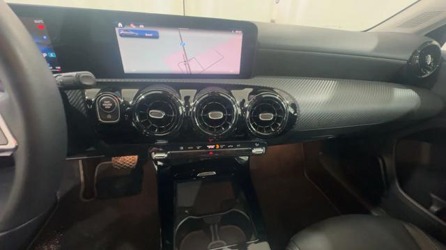 MERCEDES-BENZ A 180 usata, con Controllo automatico clima