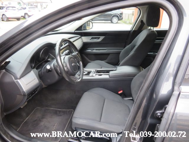 JAGUAR XF usata, con Controllo trazione