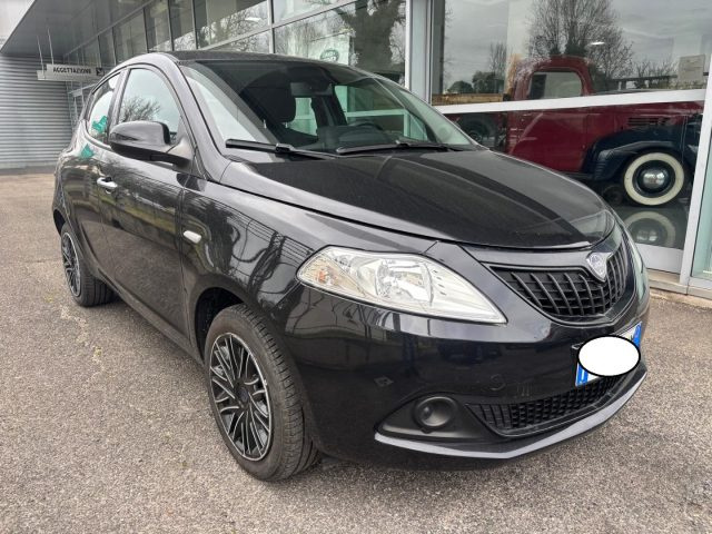 LANCIA Ypsilon usata, con ABS