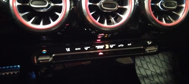 MERCEDES-BENZ A 180 usata 23