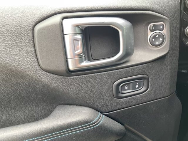 JEEP Wrangler usata, con Fendinebbia