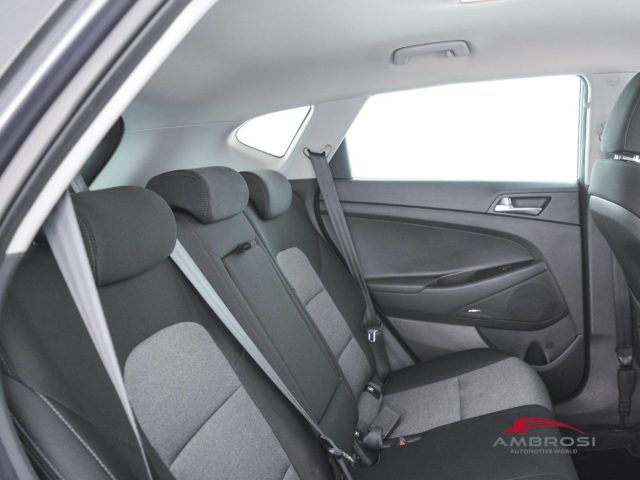 HYUNDAI Tucson usata 10