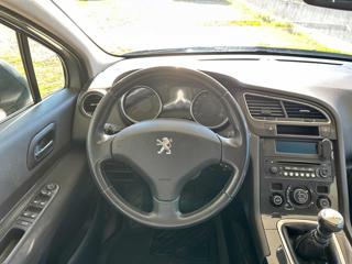 PEUGEOT 5008 usata, con Controllo trazione