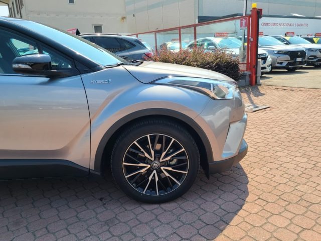 TOYOTA C-HR usata, con Regolazione elettrica sedili