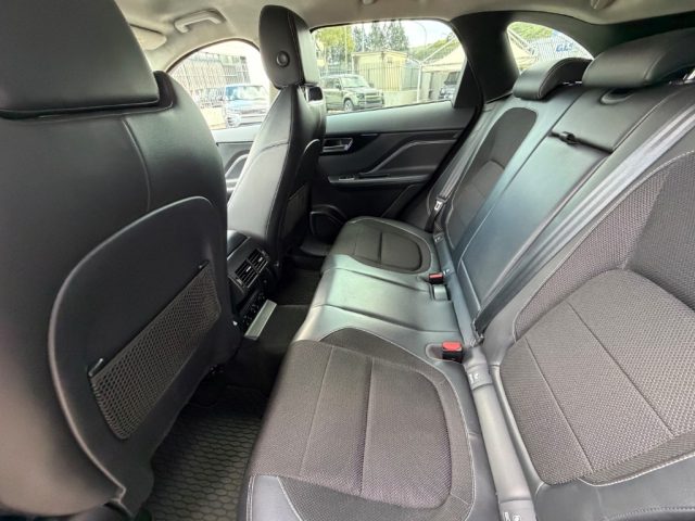JAGUAR F-Pace usata, con Fari Xenon