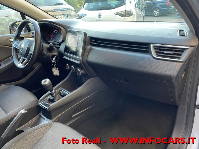 RENAULT Clio usata, con Fari LED