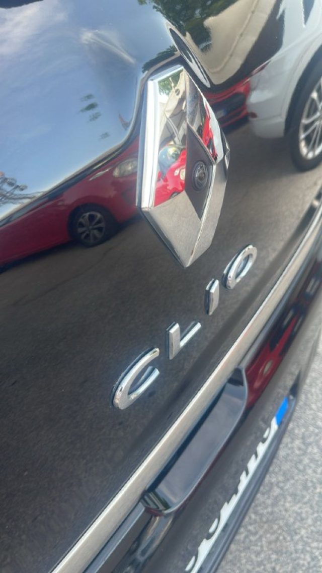 RENAULT Clio usata, con Sensori di parcheggio posteriori
