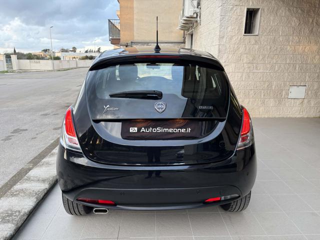 LANCIA Ypsilon usata, con Autoradio