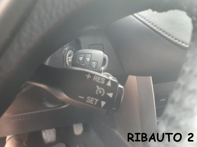 TOYOTA RAV 4 usata, con Airbag laterali