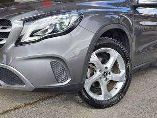 MERCEDES-BENZ GLA 200 usata 137