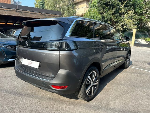 PEUGEOT 5008 usata, con Airbag Passeggero