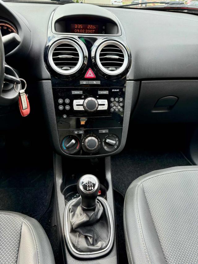OPEL Corsa usata, con Servosterzo