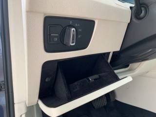 VOLKSWAGEN Passat usata, con USB