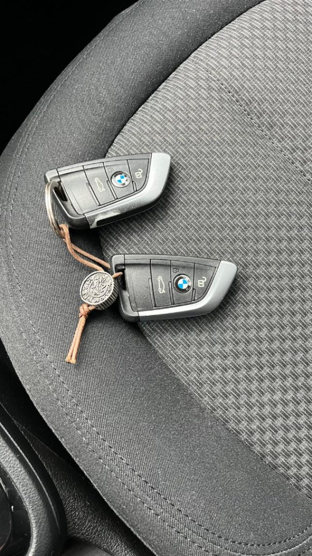 BMW 216 usata, con Specchietti laterali elettrici