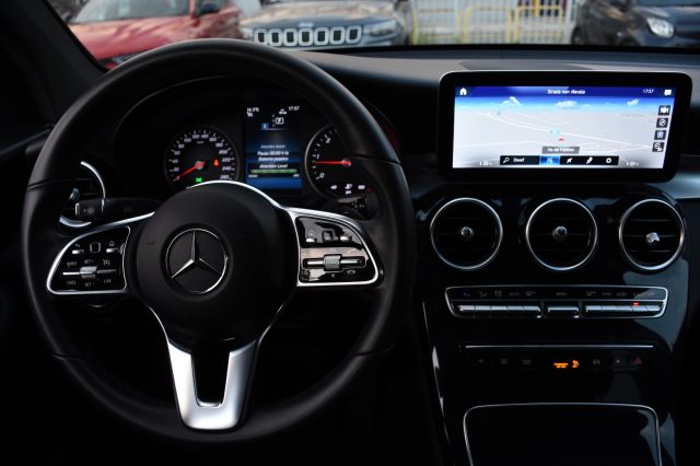 MERCEDES-BENZ GLC 300 usata, con Chiusura centralizzata