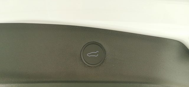 TESLA Model 3 usata, con Sedile posteriore sdoppiato